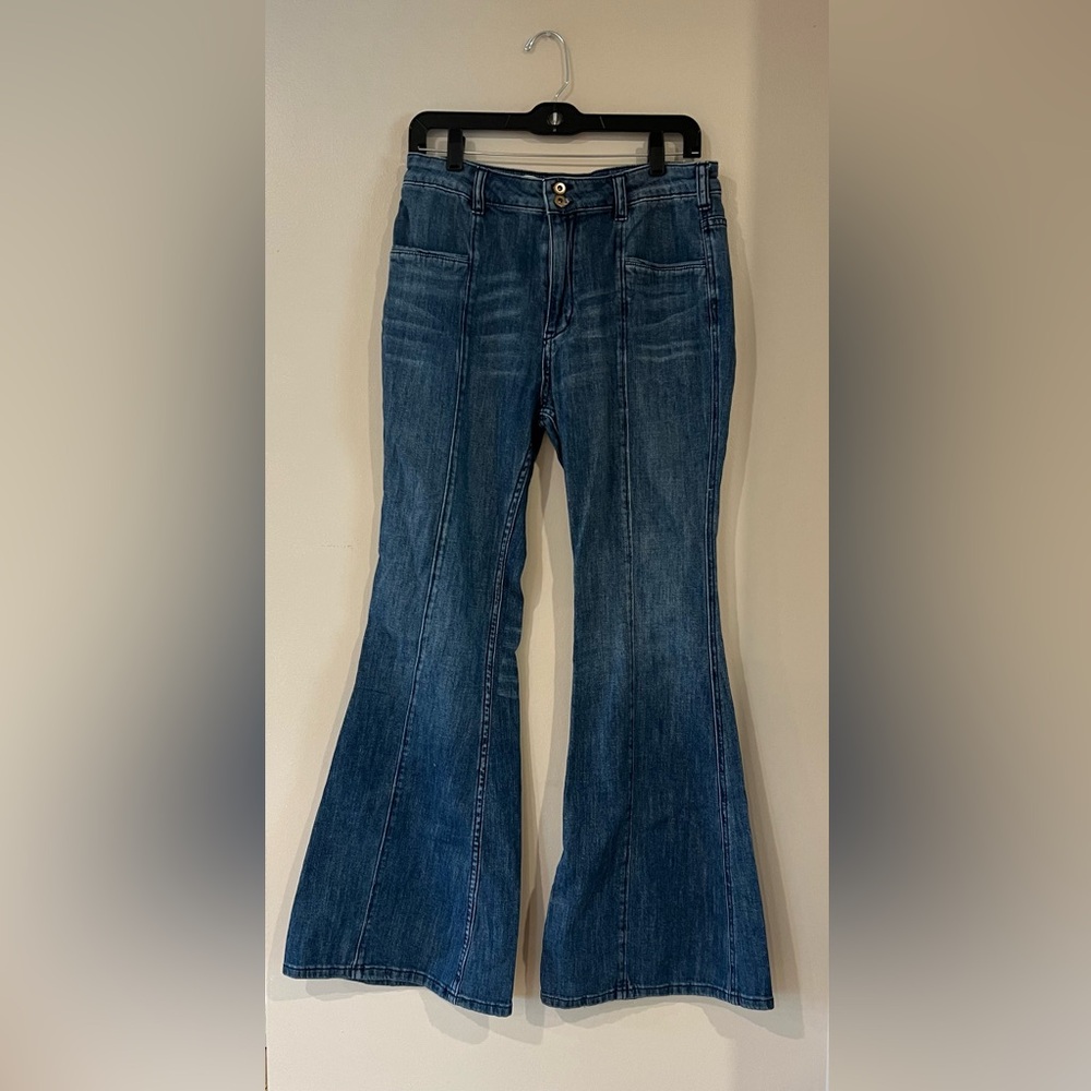 Pilcro Flared Jeans